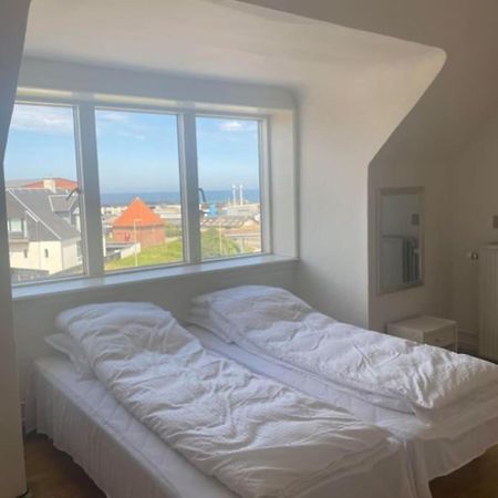 3 Vaerelses Lejlighed Taet Faergen Hirtshals Extérieur photo