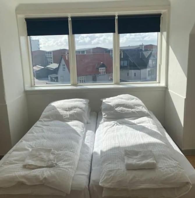 3 Vaerelses Lejlighed Taet Faergen Hirtshals Extérieur photo