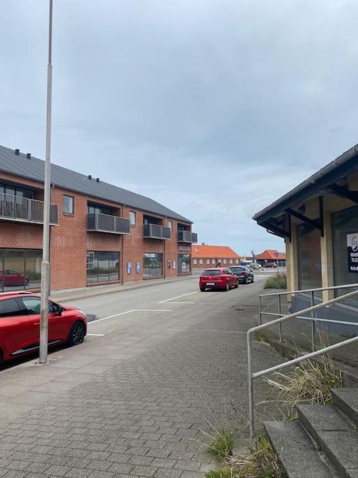 3 Vaerelses Lejlighed Taet Faergen Hirtshals Extérieur photo