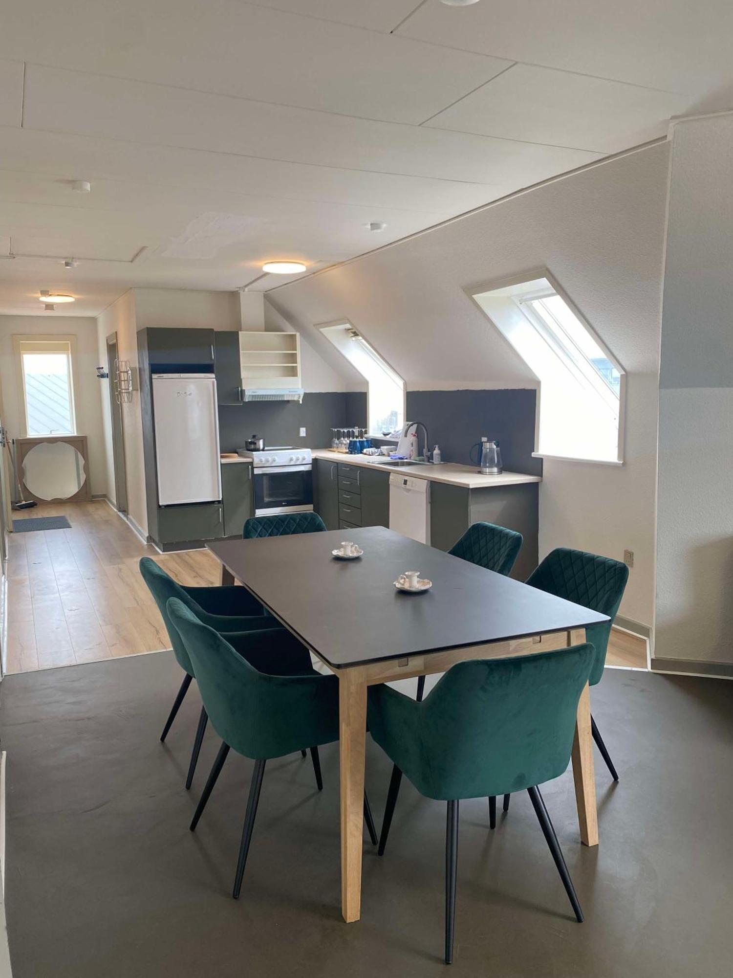 3 Vaerelses Lejlighed Taet Faergen Hirtshals Extérieur photo